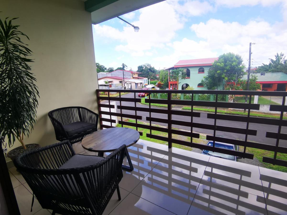 Loky'S Apartments La Fortuna Esterno foto
