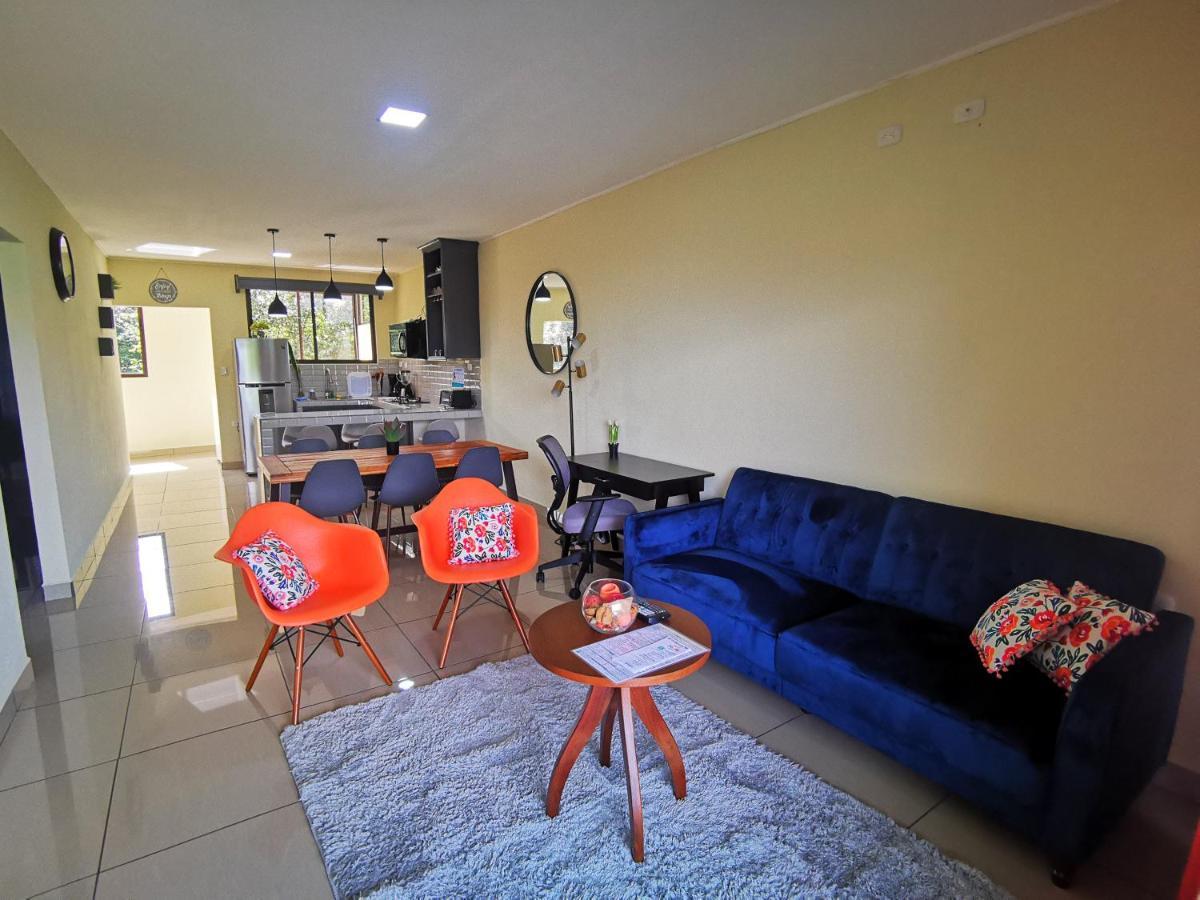 Loky'S Apartments La Fortuna Esterno foto
